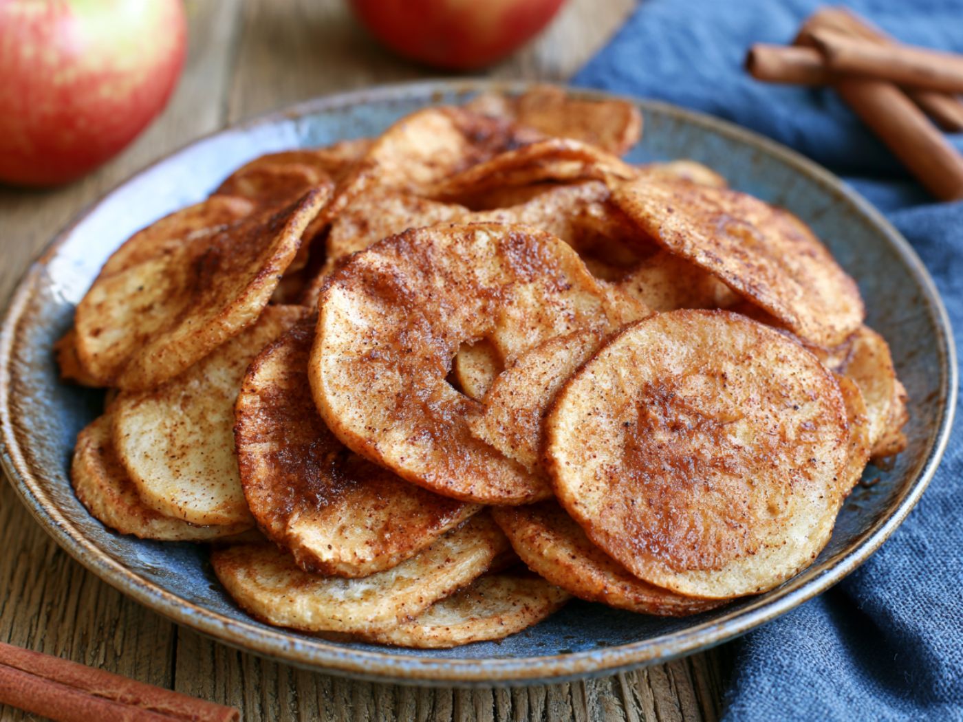 Warm Cinnamon Apple Slices
